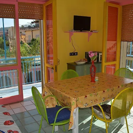 Apart Otel Casa Carolina 2*